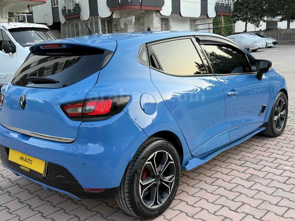  Renault Clio 0.9 TCe Touch 2013 Model