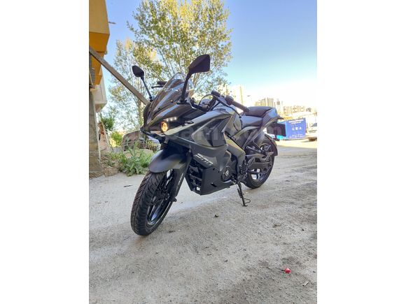 Sahibinden Bajaj Pulsar 200 RS ( 3.000km )