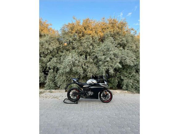 Acil satılık CFmoto 250SR 