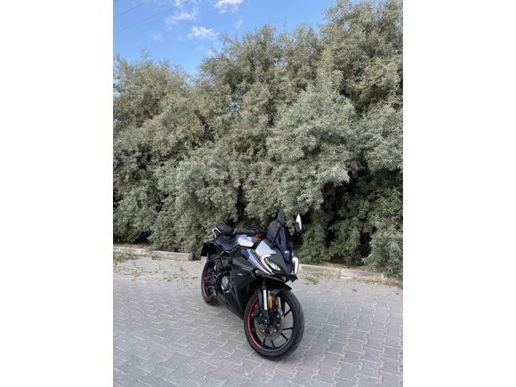 Acil satılık CFmoto 250SR 