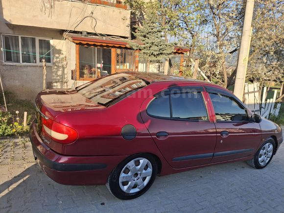 Sahibinden Renault Megane 1.6 RTE 2000 Model