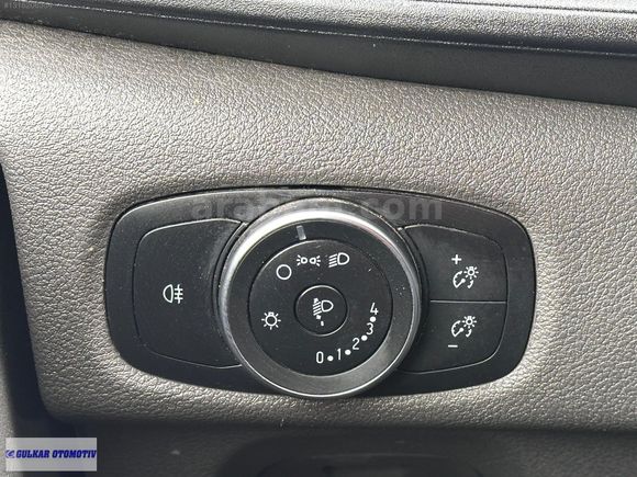 TAMAMINA KREDLİ/107BİNKM/2021 FORD TRANST CUSTOM 320L VAN/%20KDV