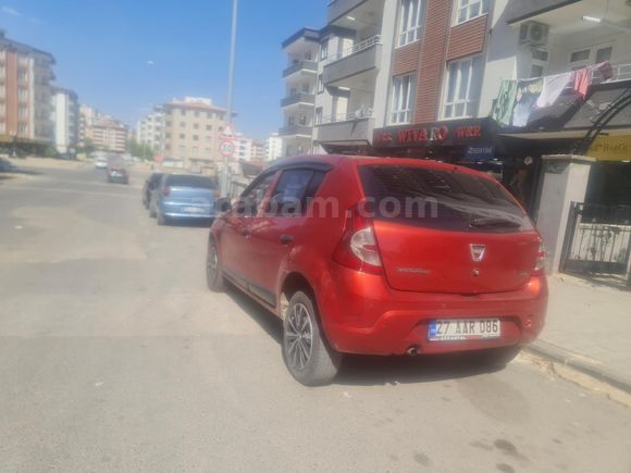 Sahibinden Dacia Sandero 1.5 dCi Stepway 2012 Model