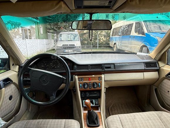 Sahibinden Mercedes - Benz 200 E 1992 Model