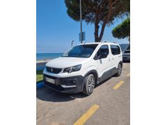 Sahibinden 86 bin de Boyasız Değişensiz  Peugeot Rifter