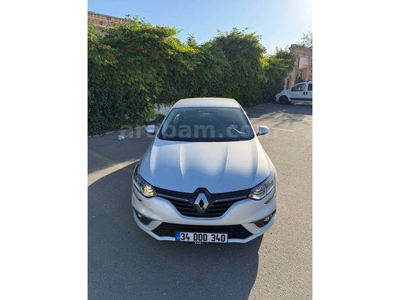Sahibinden Renault Megane 1.5 Blue DCI Touch 2020 Model 