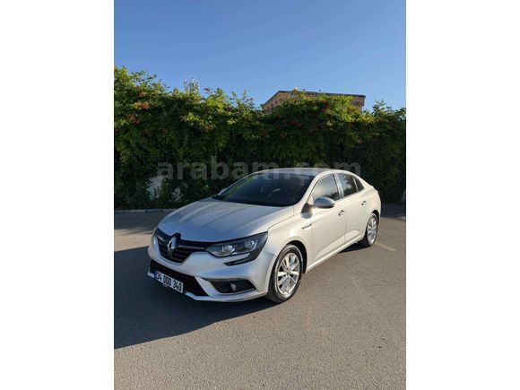 Sahibinden Renault Megane 1.5 Blue DCI Touch 2020 Model 