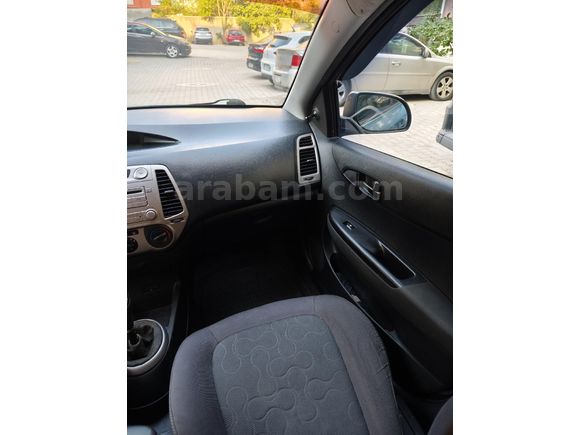 Sahibinden Hyundai i20 1.4 CRDi Team 2010 Model
