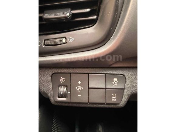 Sahibinden Kia Stonic 1.4 MPI Cool 2020 Model 