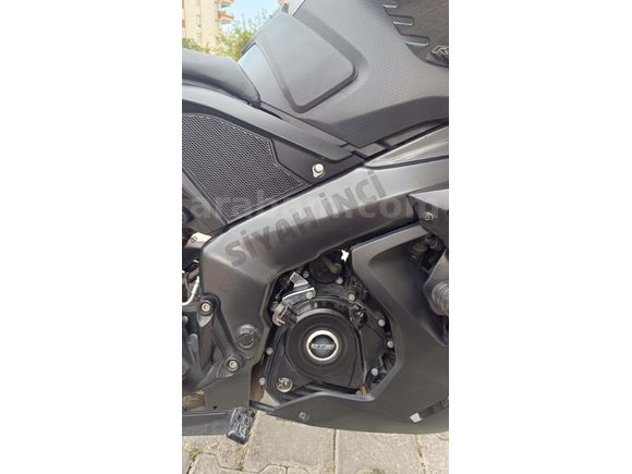 Siyah İnci - Düşük KM Bajaj Pulsar Rs200