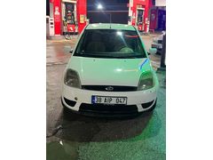 Sahibinden Ford Fiesta 1.4 TDCi Comfort 2006 Model  323.000 km Beyaz