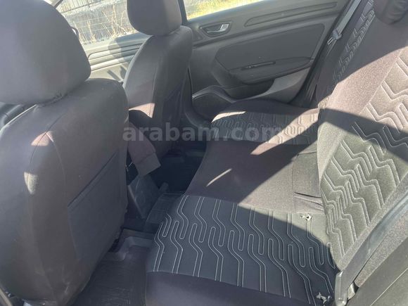 Sahibinden Renault Megane 1.6 Joy 2018 Model 