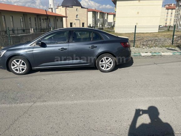 Sahibinden Renault Megane 1.6 Joy 2018 Model 