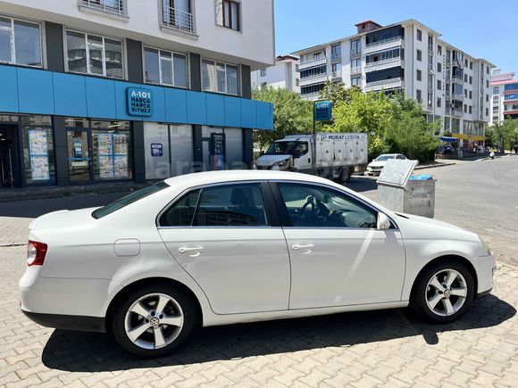Sahibinden Volkswagen Jetta 1.6 Primeline 2010 Model 