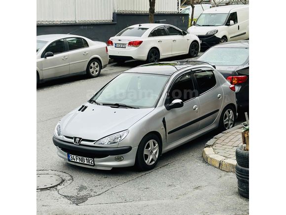 Sahibinden Peugeot 206 1.4 Panoramic 2006 Model 