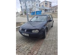 Yaşına Göre Tertemiz Bakımlı Efsane Kasa Golf 4 Fırsat Aracı