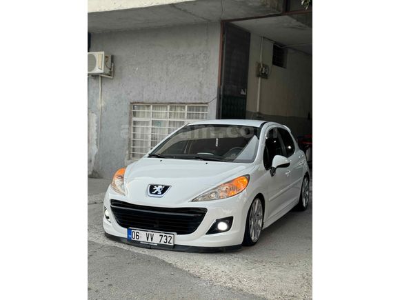 Sahibinden Peugeot 207 1.4 HDi Dynamic 2008 Model 