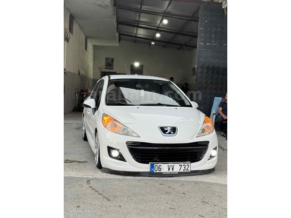 Sahibinden Peugeot 207 1.4 HDi Dynamic 2008 Model 