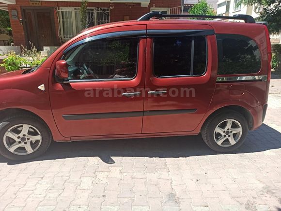 Sahibinden Renault Kangoo Multix 1.5 dCi Expression 2010 Model  349.500 km Kırmızı
