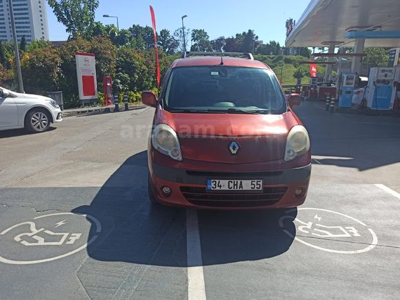 Sahibinden Renault Kangoo Multix 1.5 dCi Expression 2010 Model  349.500 km Kırmızı