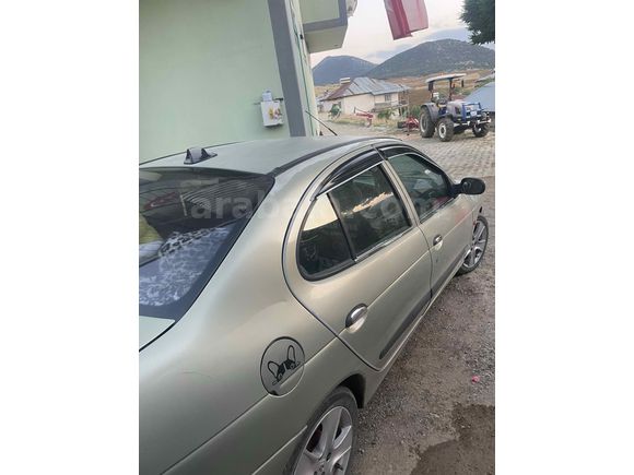 Sahibinden Renault Megane 1.6 RTE 2000 Model 