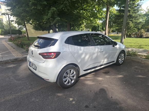 Sahibinden Renault Clio 1.0 TCe Joy 2022 70.500 km de