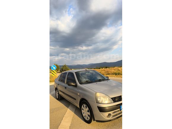 Temiz,diri,klimalı 2005 Clio 1.5 DCI 241.500km