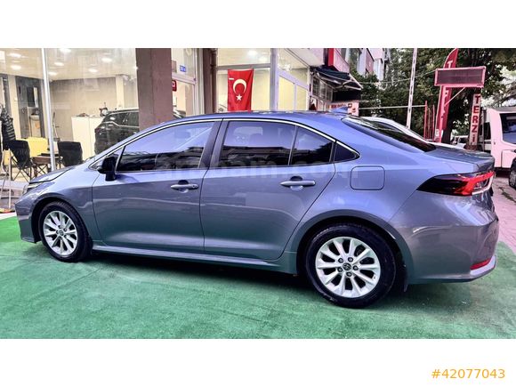 2022 COROLLA 1.5 DREAM MULTİDRİVE S 50.000 KM