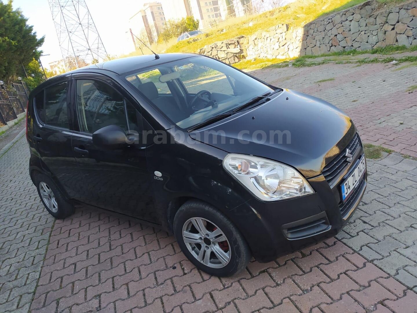 Sahibinden Suzuki Splash 1.3 DDiS 2010 Model İstanbul 212.000 km Siyah 2