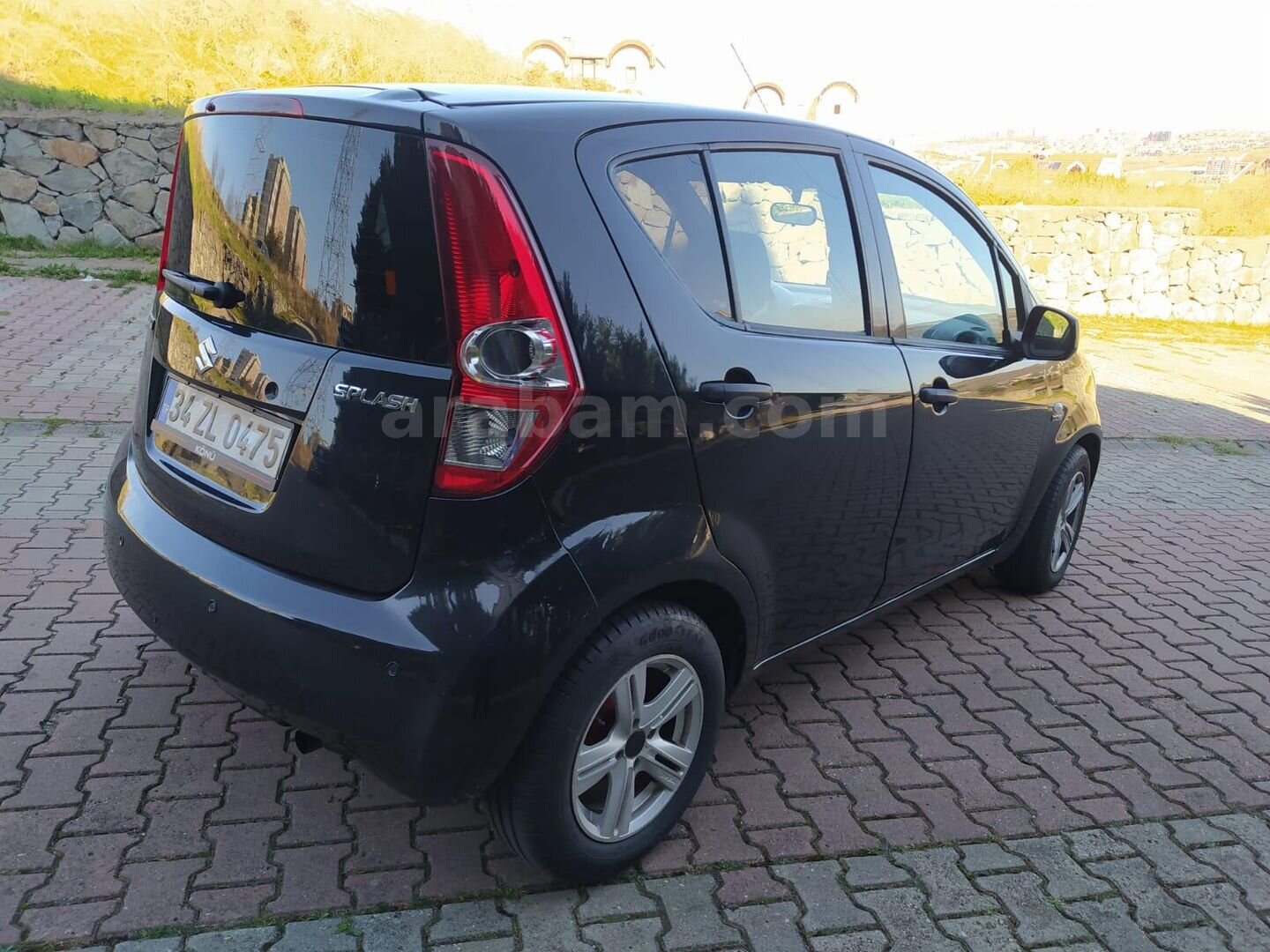 Sahibinden Suzuki Splash 1.3 DDiS 2010 Model İstanbul 212.000 km Siyah 4