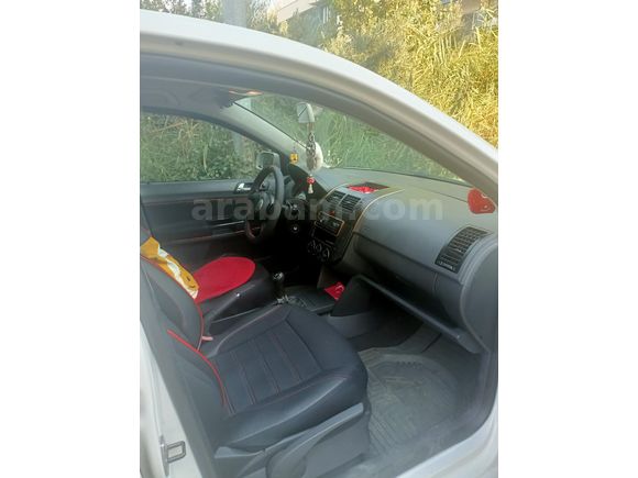 Sahibinden Volkswagen Polo 1.4 Basicline 2004 Model 238.000 km Beyaz