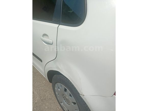 Sahibinden Volkswagen Polo 1.4 Basicline 2004 Model 238.000 km Beyaz