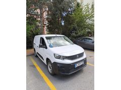 Sahibinden Peugeot Partner 1.5 BlueHDI Comfort 2024 Model 