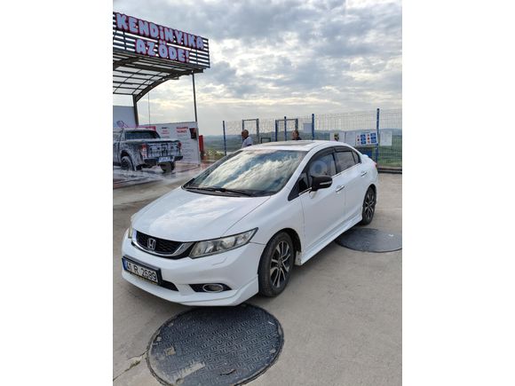 Sahibinden Honda Civic 1.6i VTEC Eco Elegance 2013 Model