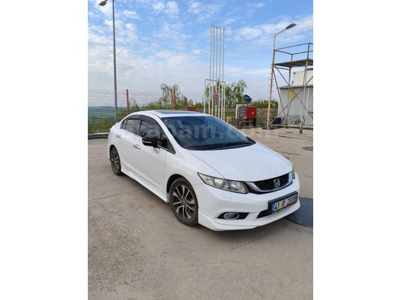 Sahibinden Honda Civic 1.6i VTEC Eco Elegance 2013 Model
