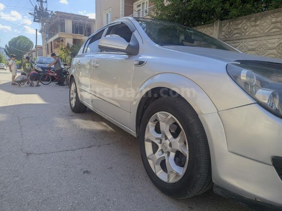 Sahibinden Opel Astra 1.6 Cosmo 2007 Model