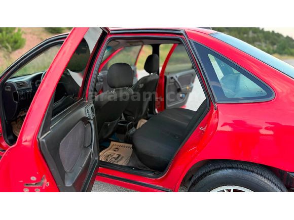 Galeriden Opel Vectra 2.0 GL 1992 Model Uşak