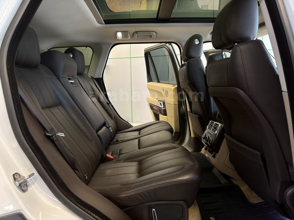 KONAK OTO'DAN SATILIK 2015 RANGE VOGUE 3.0 TDV6