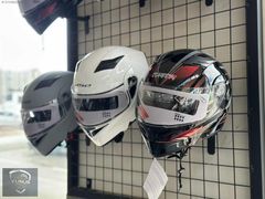 RS2 ÇENE AÇILIR MOTORSİKLET KASKI