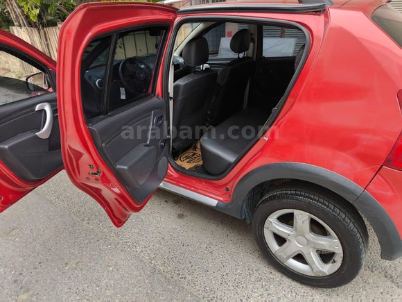 Sahibinden Dacia Sandero 1.5 dCi Stepway 2012 Model  85.000 km Kırmızı