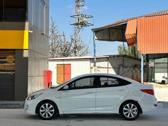 Galeriden Hyundai Accent Blue 1.6 CRDI Mode Plus 2015 Model Hatay