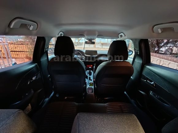 Sahibinden Peugeot 2008 1.2  2020 Model