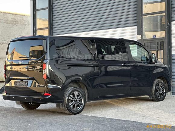 2024 Tourneo Custom 2.0 EcoBlue 320L Uzun Şasi Titanium