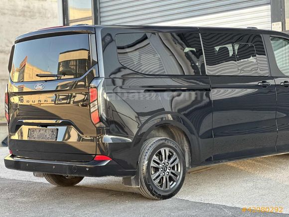 2024 Tourneo Custom 2.0 EcoBlue 320L Uzun Şasi Titanium