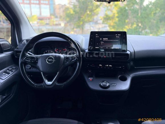ERS AUTO'DAN OPEL COMBO OTOMATİK 69 BİN KM HATASIZ BOYASIZ