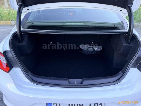 ERS AUTO'DAN RENAULT MEGANE 1.5 BLUEDCİ EDC TESLA EKRAN