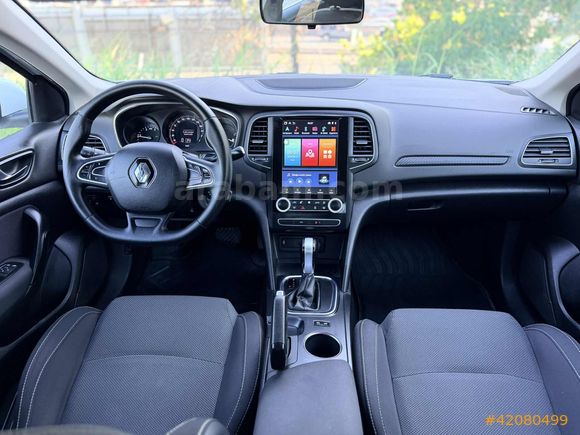 ERS AUTO'DAN RENAULT MEGANE 1.5 BLUEDCİ EDC TESLA EKRAN