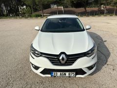 Sahibinden Renault Megane 1.3 TCe otomatik Icon 2020 Model Adana 84.000 km Beyaz