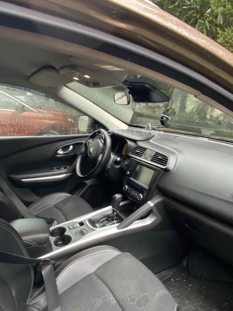 Sahibinden Renault Kadjar 1.5 dCi Icon 2015 Model İstanbul 166.700 km Kahverengi 7