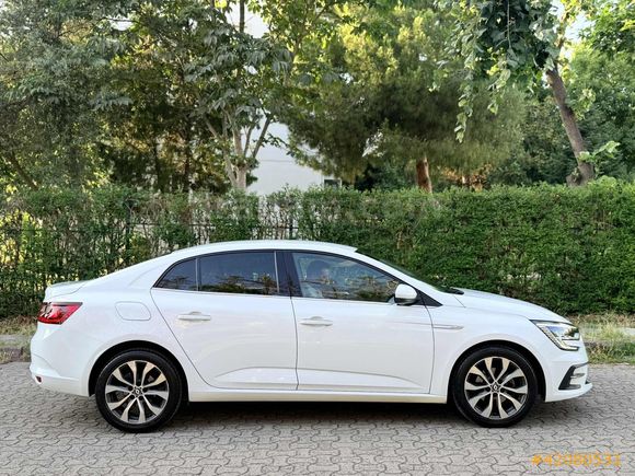 ERS AUTO'DAN 1.3 TCE MEGANE İCON 76 BİN KİLOMETRE SERVİS BKMLI